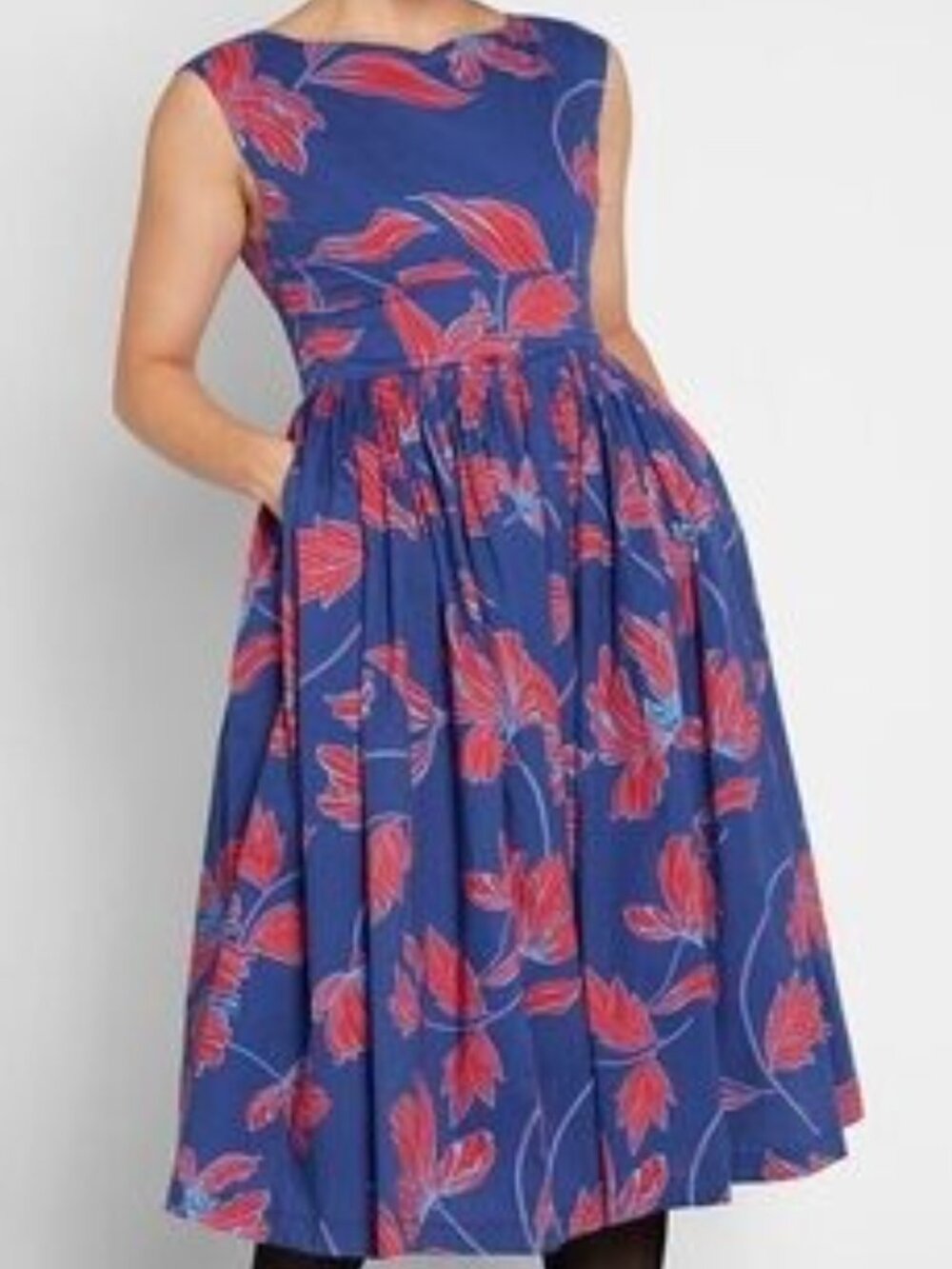 NWT ModCloth Navy Red Tulip Floral Strapless Fit & Flare Dress Size 6 Retro